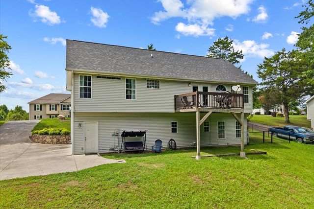 212 Courtney Circle, Rocky Face, GA 30740
