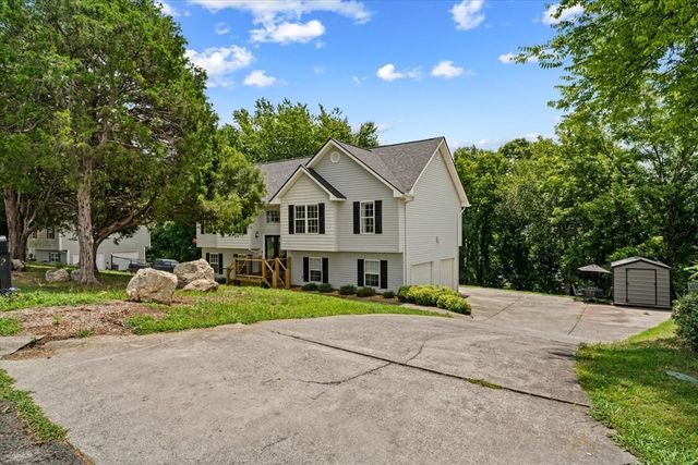 212 Courtney Circle, Rocky Face, GA 30740