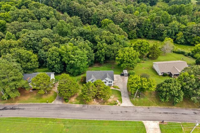 212 Courtney Circle, Rocky Face, GA 30740