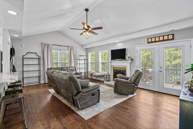212 Courtney Circle, Rocky Face, GA 30740