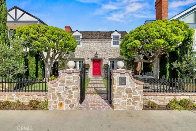 89 Rivo Alto Canal, Long Beach, CA 90803