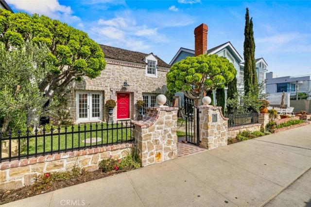 89 Rivo Alto Canal, Long Beach, CA 90803