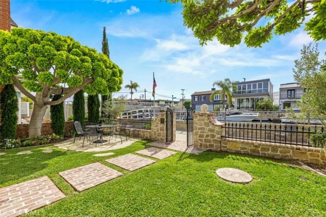 89 Rivo Alto Canal, Long Beach, CA 90803