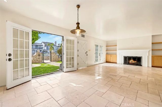 89 Rivo Alto Canal, Long Beach, CA 90803