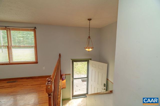 1209 HOLLANDS RD, Palmyra, VA 22968