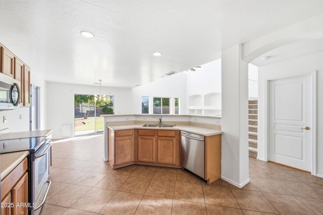 1709 E Beverly Road, Phoenix, AZ 85042