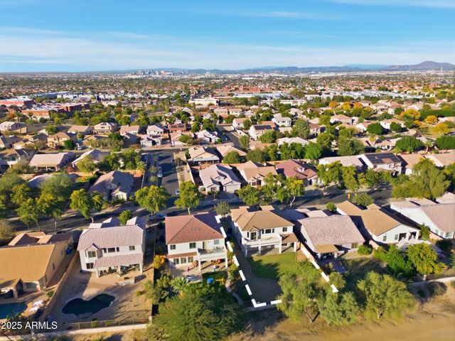 1709 E Beverly Road, Phoenix, AZ 85042