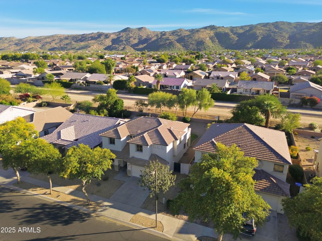 1709 E Beverly Road, Phoenix, AZ 85042