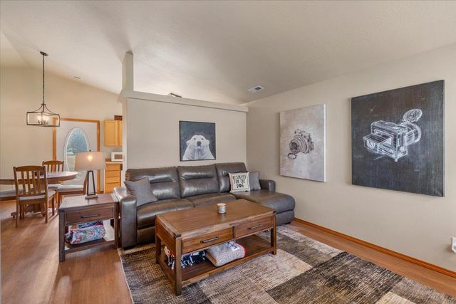 23012 E Oldenburg Ln, Liberty Lake, WA 99019