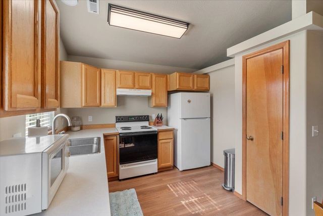 23012 E Oldenburg Ln, Liberty Lake, WA 99019