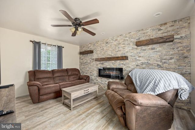 806 BROOKMEADE CT, Salisbury, MD 21804