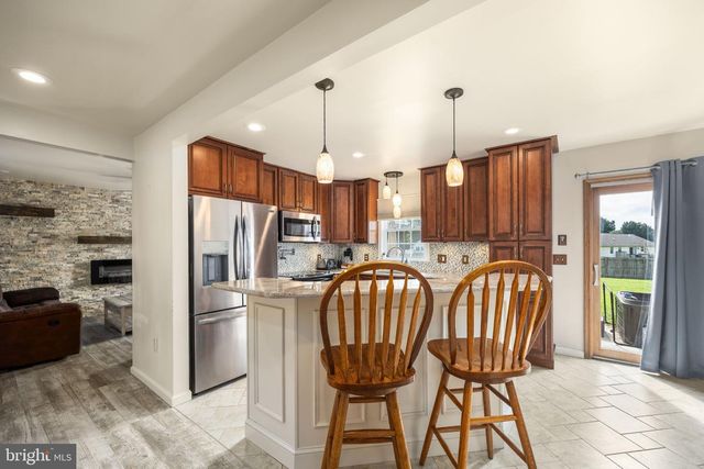 806 BROOKMEADE CT, Salisbury, MD 21804
