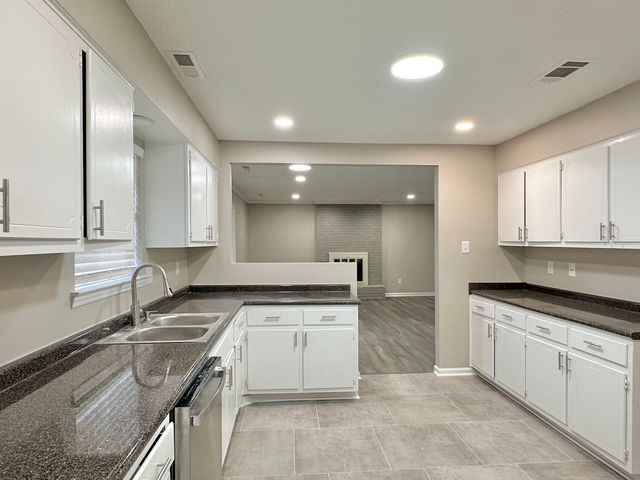 5335 ROCK RIDGE CV, Memphis, TN 38134