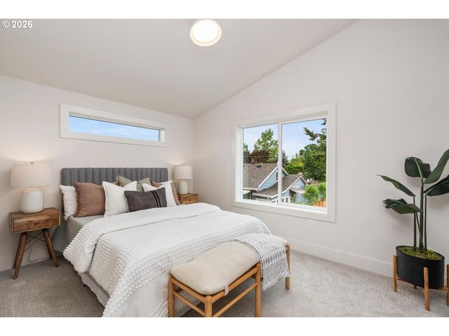 5601 Se Bybee Blvd C, Portland, OR 97206