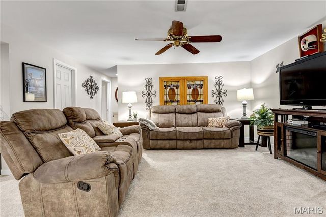1200 Hudson Hills Drive, Ferguson, MO 63135
