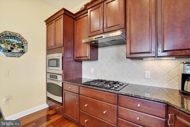 1220 GARDENIA DR, Windsor, PA 17366