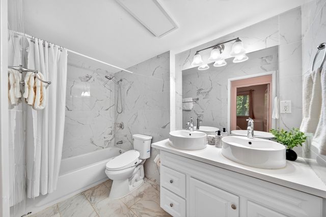29 Patterson Rd, Lexington, MA 02421