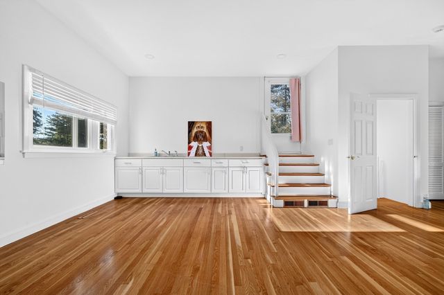 29 Patterson Rd, Lexington, MA 02421