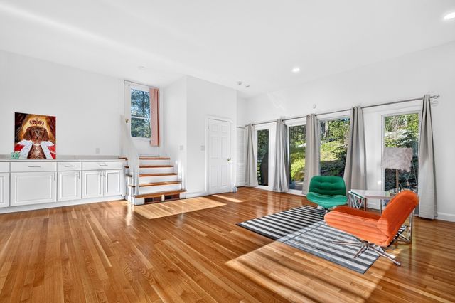 29 Patterson Rd, Lexington, MA 02421