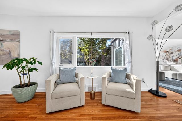 29 Patterson Rd, Lexington, MA 02421