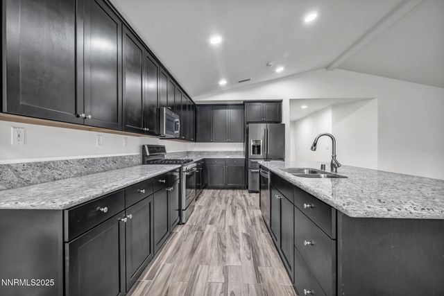 7423 Comet Court, Sparks, NV 89436