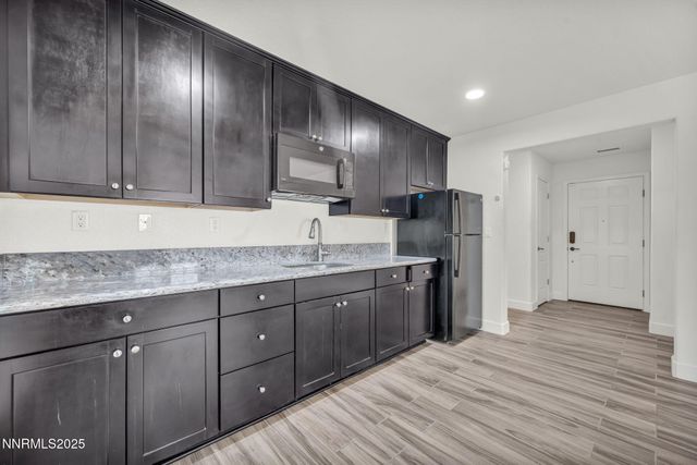 7423 Comet Court, Sparks, NV 89436