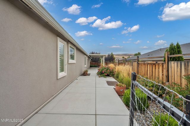 7423 Comet Court, Sparks, NV 89436