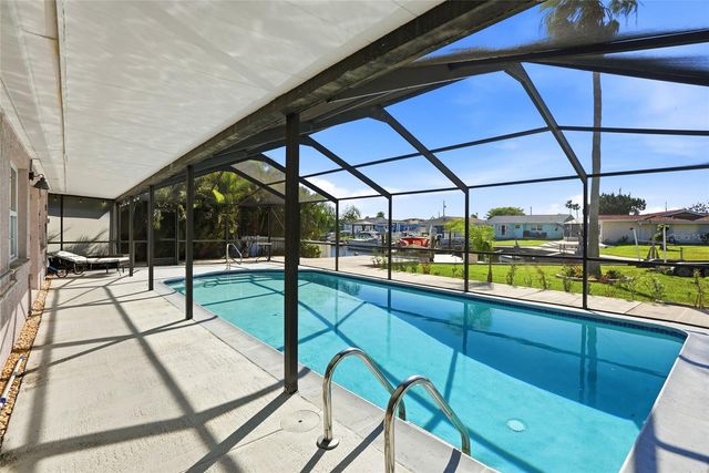 5015 PELICAN DRIVE, New Port Richey, FL 34652