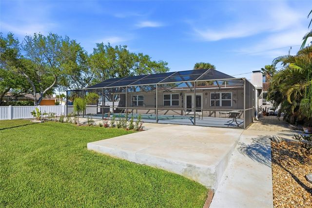 5015 PELICAN DRIVE, New Port Richey, FL 34652