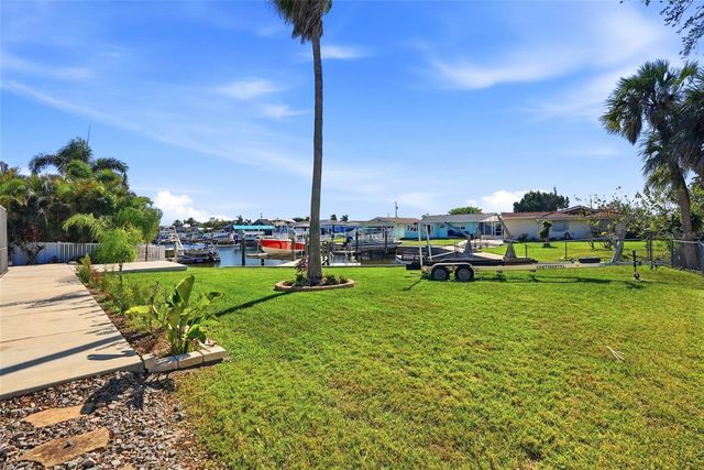 5015 PELICAN DRIVE, New Port Richey, FL 34652