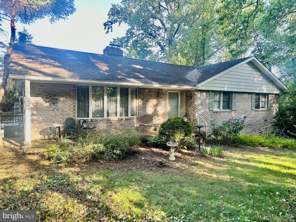 11909 CEDAR LN, Kingsville, MD 21087