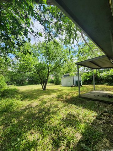 313 BEE ST, San Antonio, TX 78208