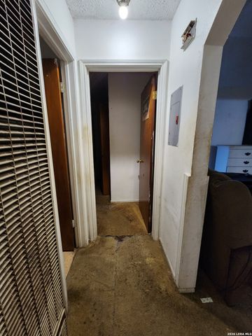 313 BEE ST, San Antonio, TX 78208