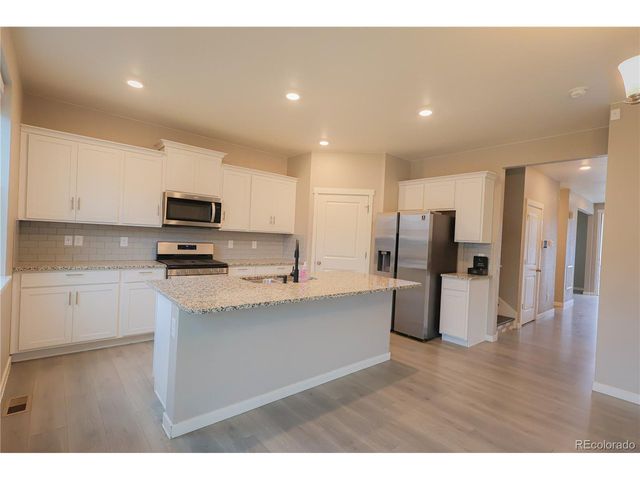 14562 Piedmontese Dr, Mead, CO 80542