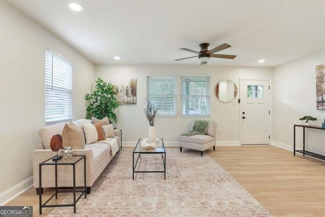 1217 E 34Th Street, Savannah, GA 31404