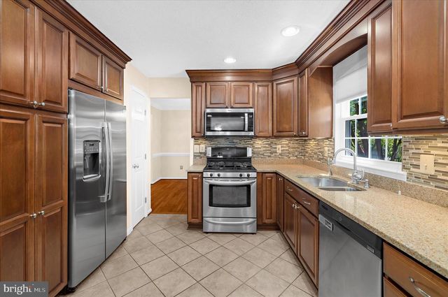 7845 CROSSBAY DR, Severn, MD 21144