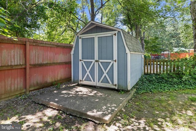 7845 CROSSBAY DR, Severn, MD 21144