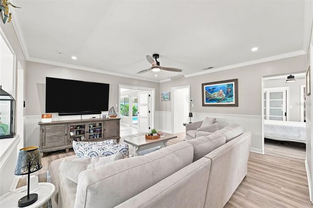 2706 GULF BOULEVARD, Indian Rocks Beach, FL 33785