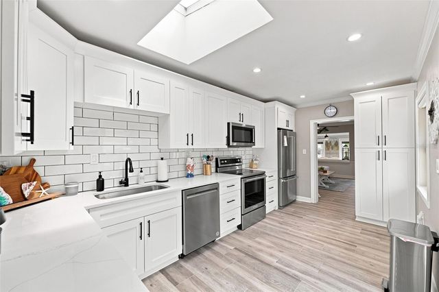 2706 GULF BOULEVARD, Indian Rocks Beach, FL 33785