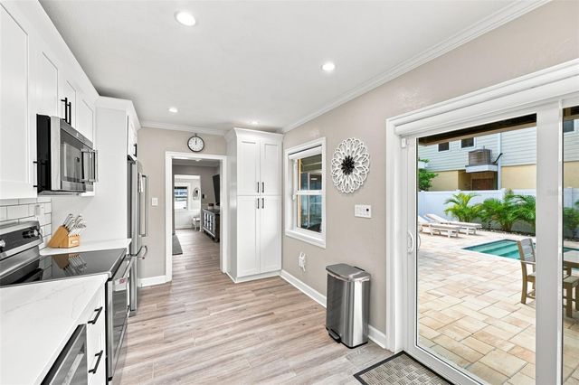 2706 GULF BOULEVARD, Indian Rocks Beach, FL 33785