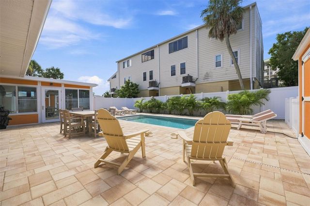 2706 GULF BOULEVARD, Indian Rocks Beach, FL 33785