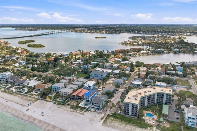 2706 GULF BOULEVARD, Indian Rocks Beach, FL 33785