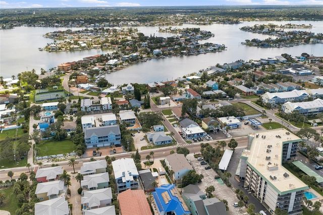 2706 GULF BOULEVARD, Indian Rocks Beach, FL 33785