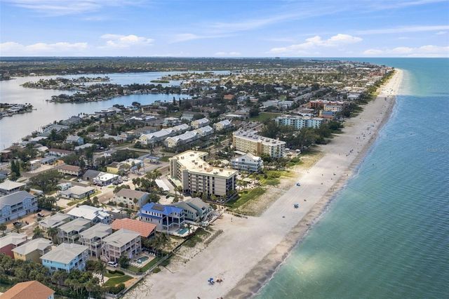 2706 GULF BOULEVARD, Indian Rocks Beach, FL 33785