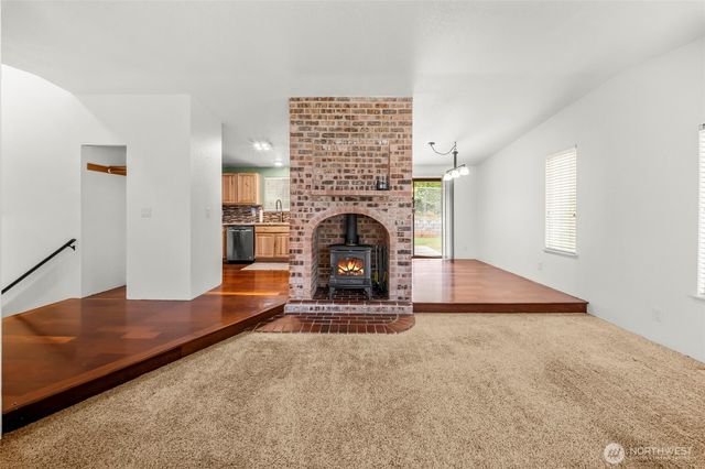 3995 Fischer Park Avenue NE, Bremerton, WA 98310