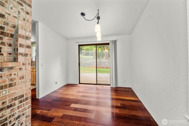 3995 Fischer Park Avenue NE, Bremerton, WA 98310