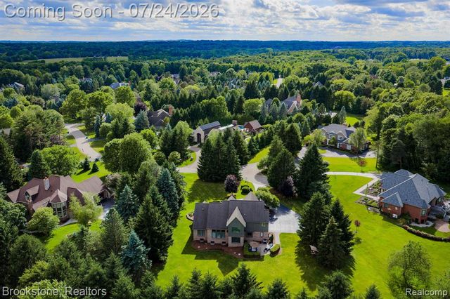 7768 Somerhill Lane, Clarkston, MI 48348