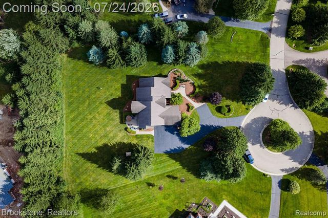 7768 Somerhill Lane, Clarkston, MI 48348