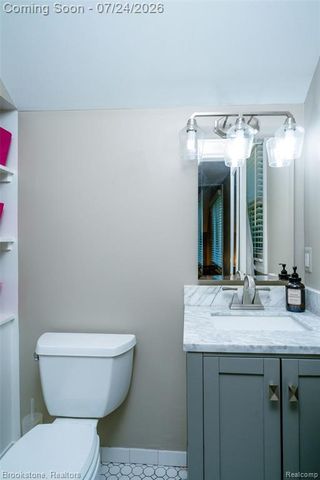 7768 Somerhill Lane, Clarkston, MI 48348