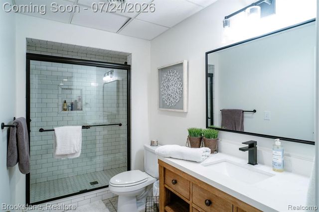 7768 Somerhill Lane, Clarkston, MI 48348